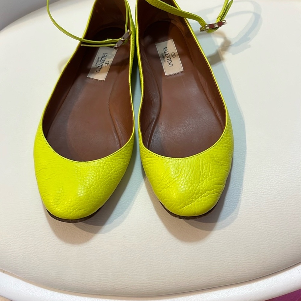 Valentino Yellow Flats